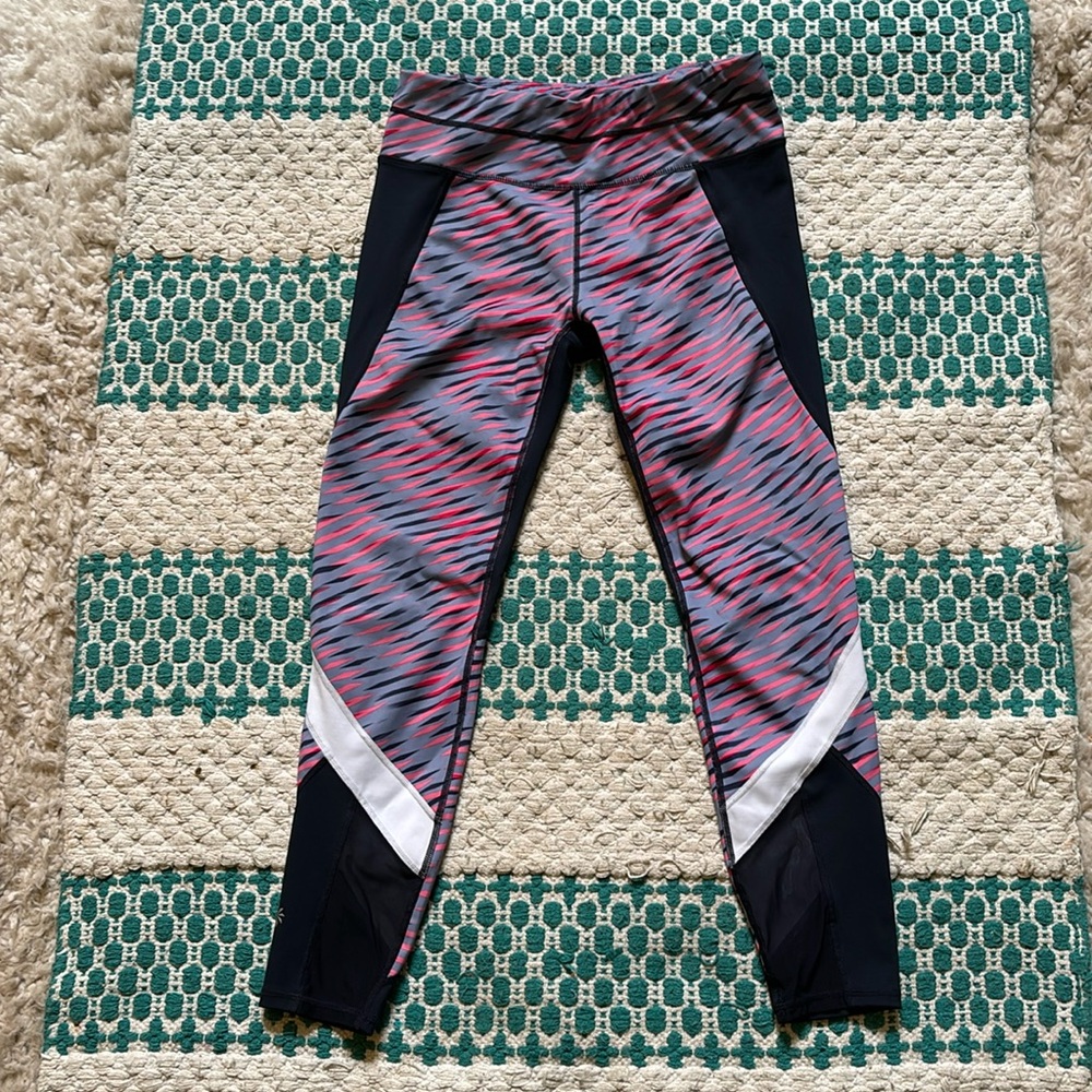 Athleta medium navy and pink leggings
